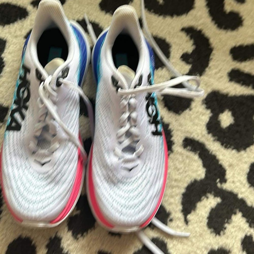 Missed the return window worn once inside and they don’t work for me